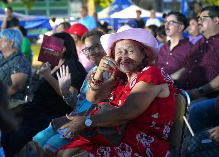 “Concierto y Danzón” enciende los festejos por el 177 aniversario de NLD