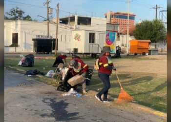 Cuadrillas de Servicios Públicos Primarios limpian calles tras festejo por el 177 aniversario