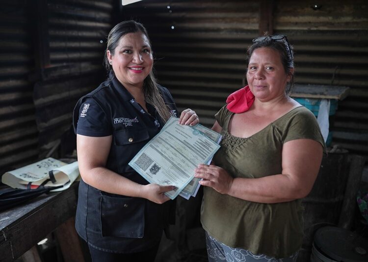 DIF Tamaulipas brinda atención integral a familia con discapacidad en Llera