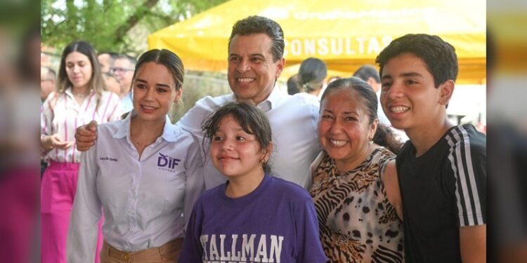 Dan Lalo y Lucy bienvenida a Dr. Vagón