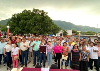 Disfrutan de ‘Tarde en Familia’ en la Estudiantil