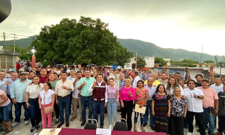 Disfrutan de ‘Tarde en Familia’ en la Estudiantil