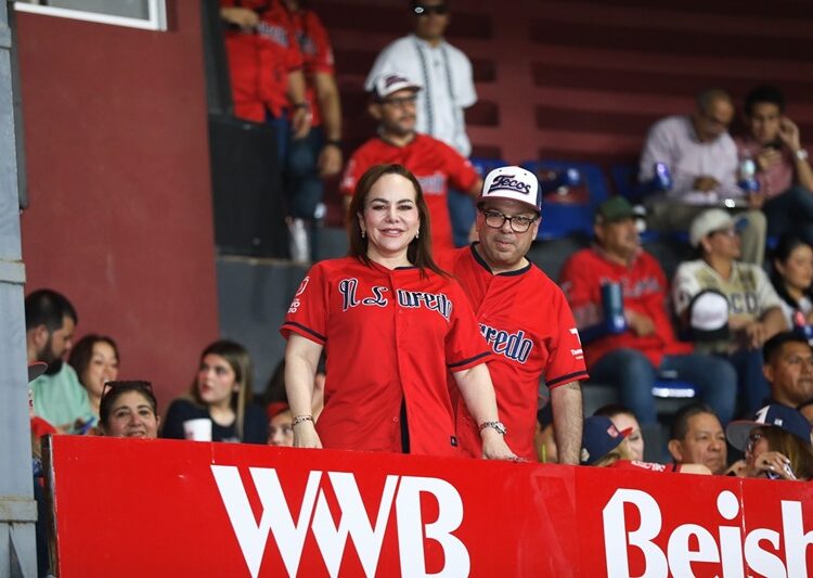 Emotiva noche béisbol une a NLD en el juego del 177 aniversario