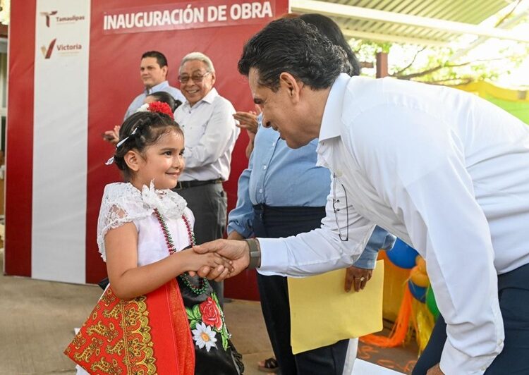 En beneficio de 172 alumnos, entrega Municipio obra educativa