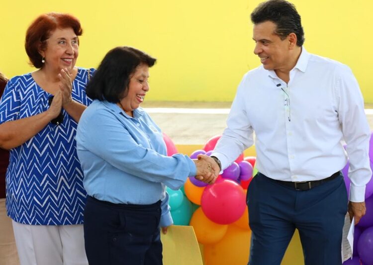 En beneficio de 172 alumnos, entrega Municipio obra educativa