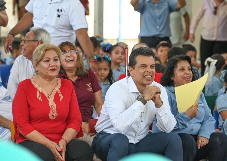 En beneficio de 172 alumnos, entrega Municipio obra educativa