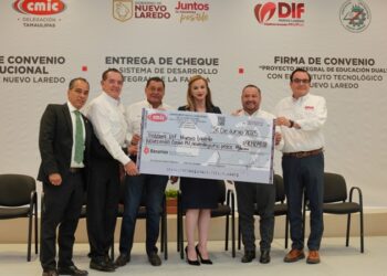 Entrega CMIC más de 900 mil pesos de apoyo al DIF NLD