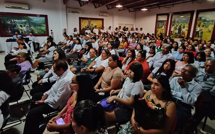 Entrega ITEA certificados de educación básica a 150 tamaulipecos