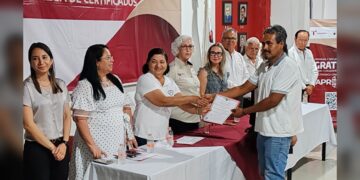 Entrega ITEA certificados de educación básica a 150 tamaulipecos