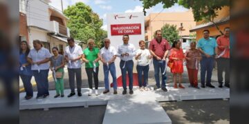 Entrega Municipio calle pavimentada en colonia México