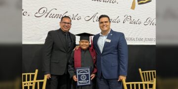 “Es un honor ser padrino y me llena de orgullo su logro alcanzado”: Humberto