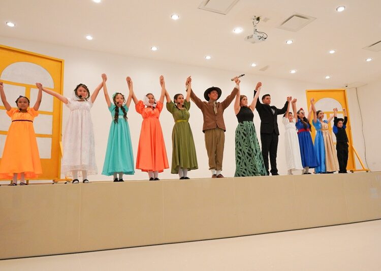 Evocan la Fundación de NLD con emotiva obra de teatro en la Infoteca