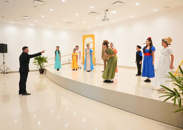 Evocan la Fundación de NLD con emotiva obra de teatro en la Infoteca