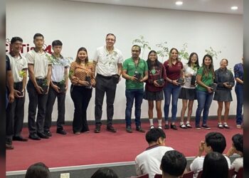 Fomentan conciencia ambiental en alumnos del CBTis 24