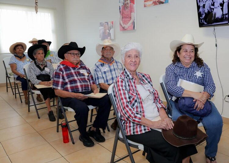 Garantiza Mónica atención cálida y oportuna a Adultos Mayores de Tampico