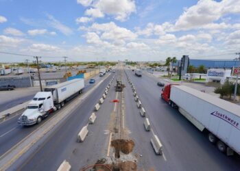 Gobierno de NLD moderniza sistema de alumbrado público en la Carretera Nacional