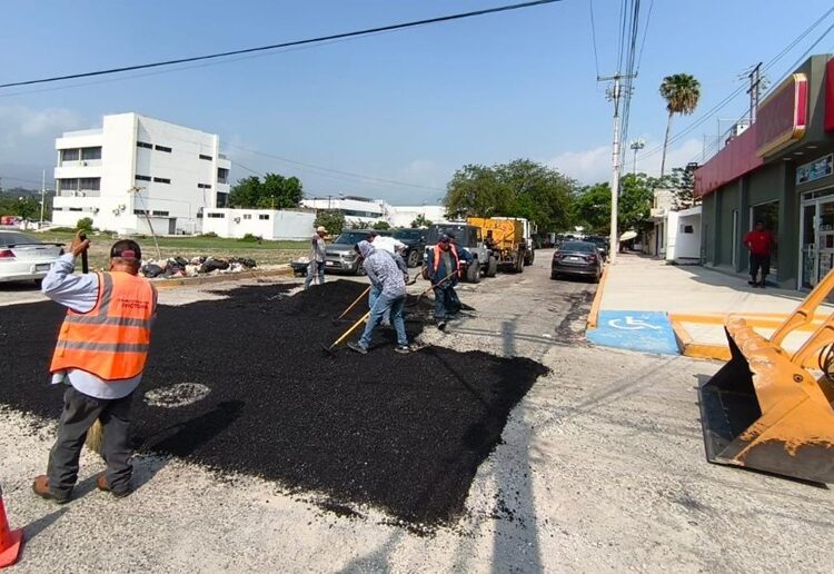 Gobierno de Victoria avanza en la rehabilitación de la infraestructura vial en colonias