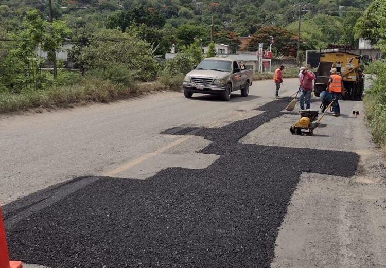 Gobierno de Victoria avanza en la rehabilitación de la infraestructura vial en colonias