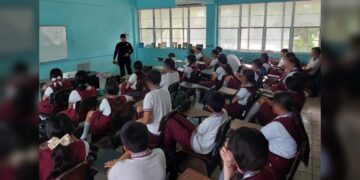 Imparte SSPT taller para prevenir ciberbullying en secundaria de NLD