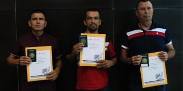 Impulsa STPS movilidad laboral, tamaulipecos parten a Canadá con contrato agrícola