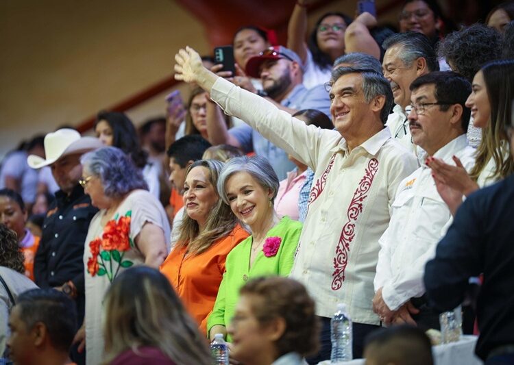 Impulsan AVA y María de Villarreal tradiciones con el Concurso de Rondas y Salto de Cuerda