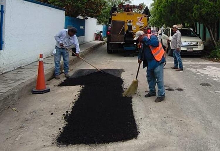 Intenso operativo de bacheo tras reportes por lluvias en la Capital