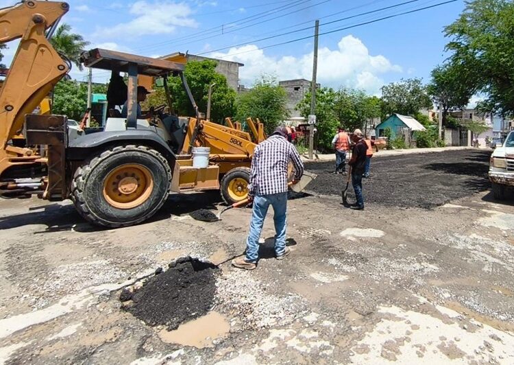 Intenso operativo de bacheo tras reportes por lluvias en la Capital