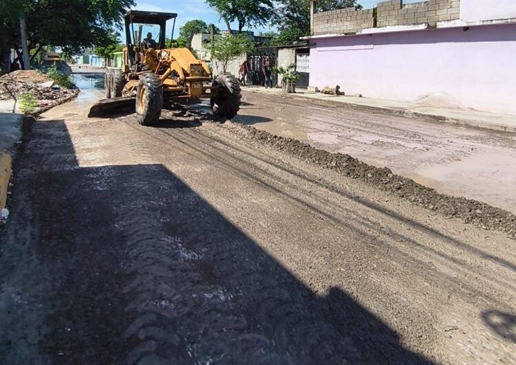 Intenso operativo de bacheo tras reportes por lluvias en la Capital