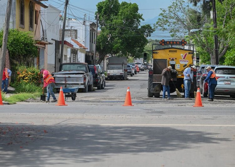 Intenso trabajo de rehabilitación y limpieza de calles y avenidas en la ciudad