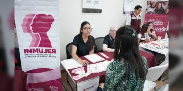 Lleva Gobierno de NLD programa “Brigada en tu Empresa” a industrias Rheem