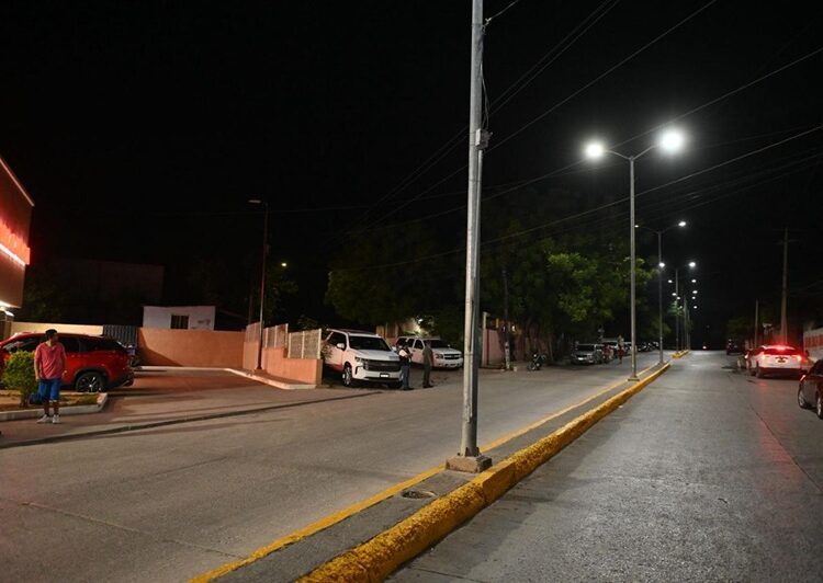 Moderniza Municipio red de alumbrado en la ‘Simón Torres’