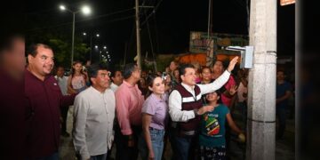 Moderniza Municipio red de alumbrado en la ‘Simón Torres’