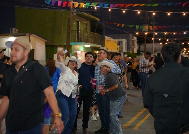 Neolaredenses celebran a lo grande sus 177 años