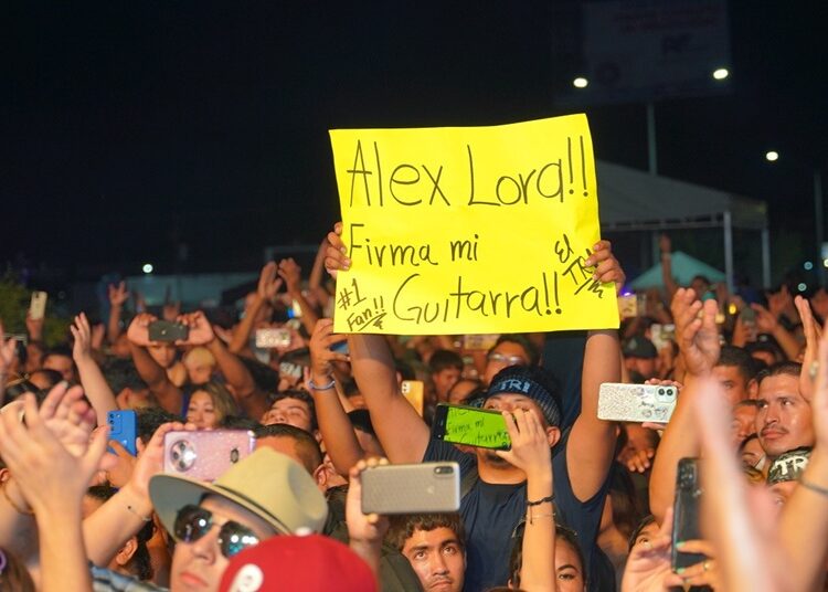 Neolaredenses celebran a lo grande sus 177 años