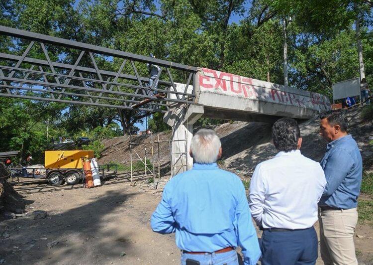 Puente peatonal del 13 Praxedis Balboa será más seguro