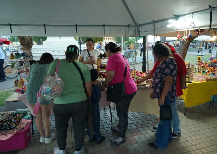 Realizan con éxito nueva edición de la ‘Mercadita La Red’