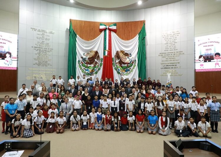 Reconoce Humberto el esfuerzo de estudiantes al encabezar el congreso infantil
