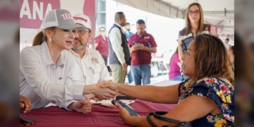 Servicios, trámites y apoyos de NLD llegan a colinas del Sur con “Presidencia Cerquita de Ti”