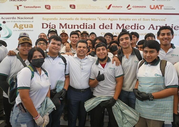 Sociedad y gobierno, sanean cauce del río San Marcos