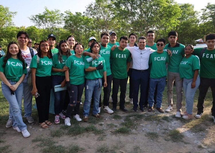 Sociedad y gobierno, sanean cauce del río San Marcos