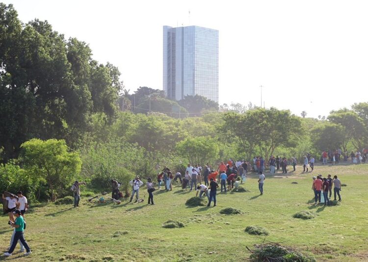 Sociedad y gobierno, sanean cauce del río San Marcos