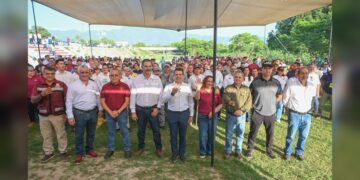 Sociedad y gobierno, sanean cauce del río San Marcos