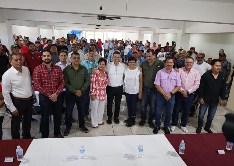 “Trabajadores del Municipio son la fuerza de su familia y de Victoria”: Lalo Gattás