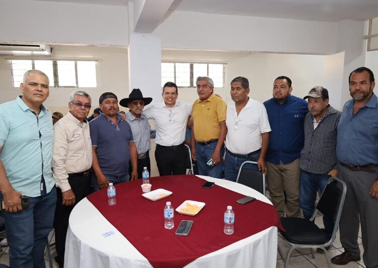 “Trabajadores del Municipio son la fuerza de su familia y de Victoria”: Lalo Gattás