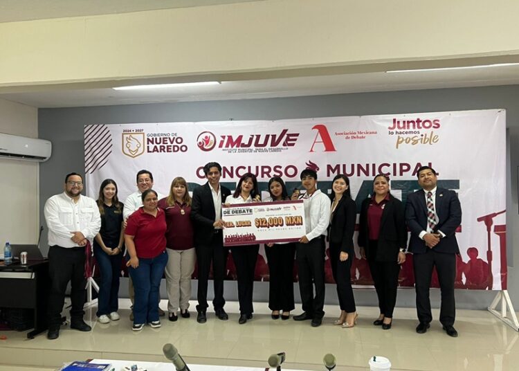Triunfa Prepa Municipal ‘Elena Poniatowska’ en 1.er Concurso Municipal de Debate