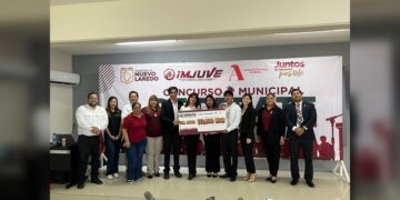 Triunfa Prepa Municipal ‘Elena Poniatowska’ en 1.er Concurso Municipal de Debate