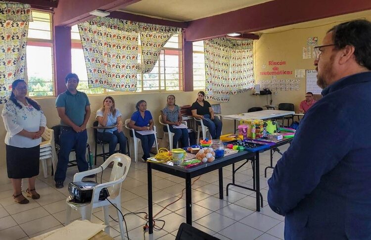 Visita secretario de Educación primaria multigrado en Villagrán