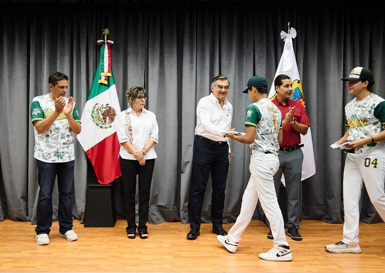 Abandera AVA liga de béisbol tamaulipeca que representará a MX en Mundial