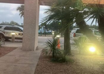 Roban camión con oro y plata cerca de Guadalajara