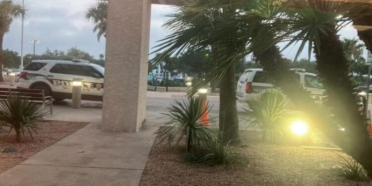 Roban camión con oro y plata cerca de Guadalajara